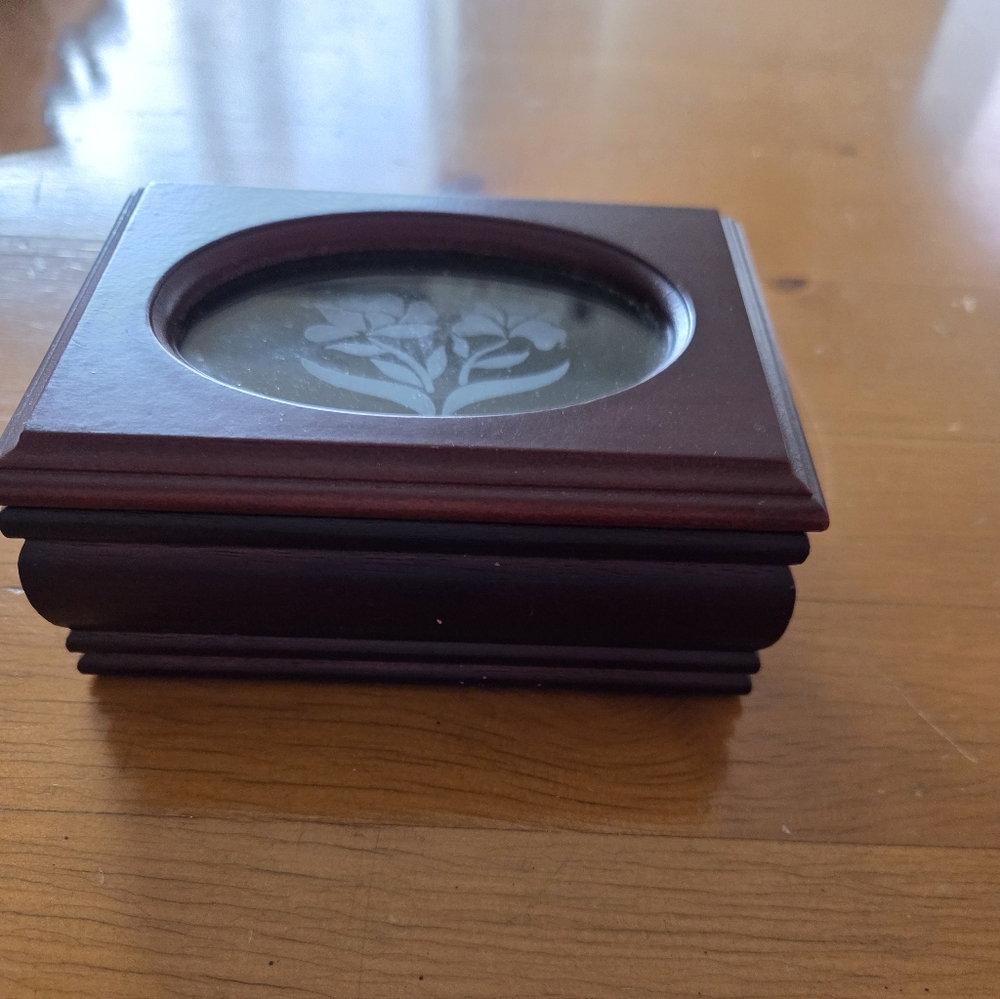 Small Wood Jewelry Box Glass Oval With Etched Flower Top